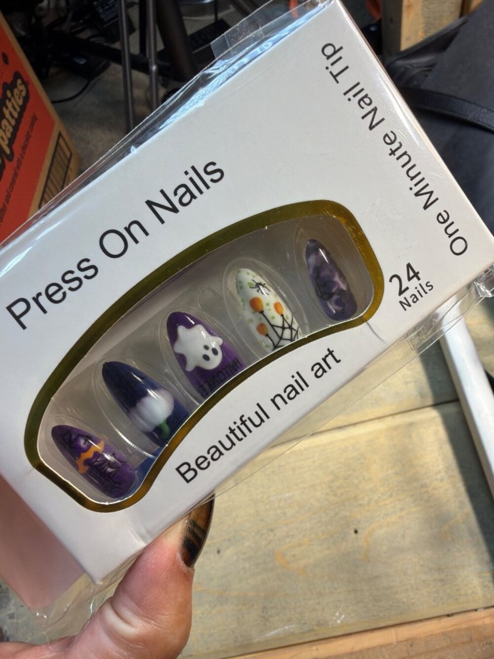 Halloween-Themed Press On Nails With Ghost & Pumpkin Designs 24 Nails One Minute